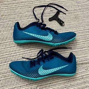 Women’s Nike size 7 zoom rival m racing spikes
